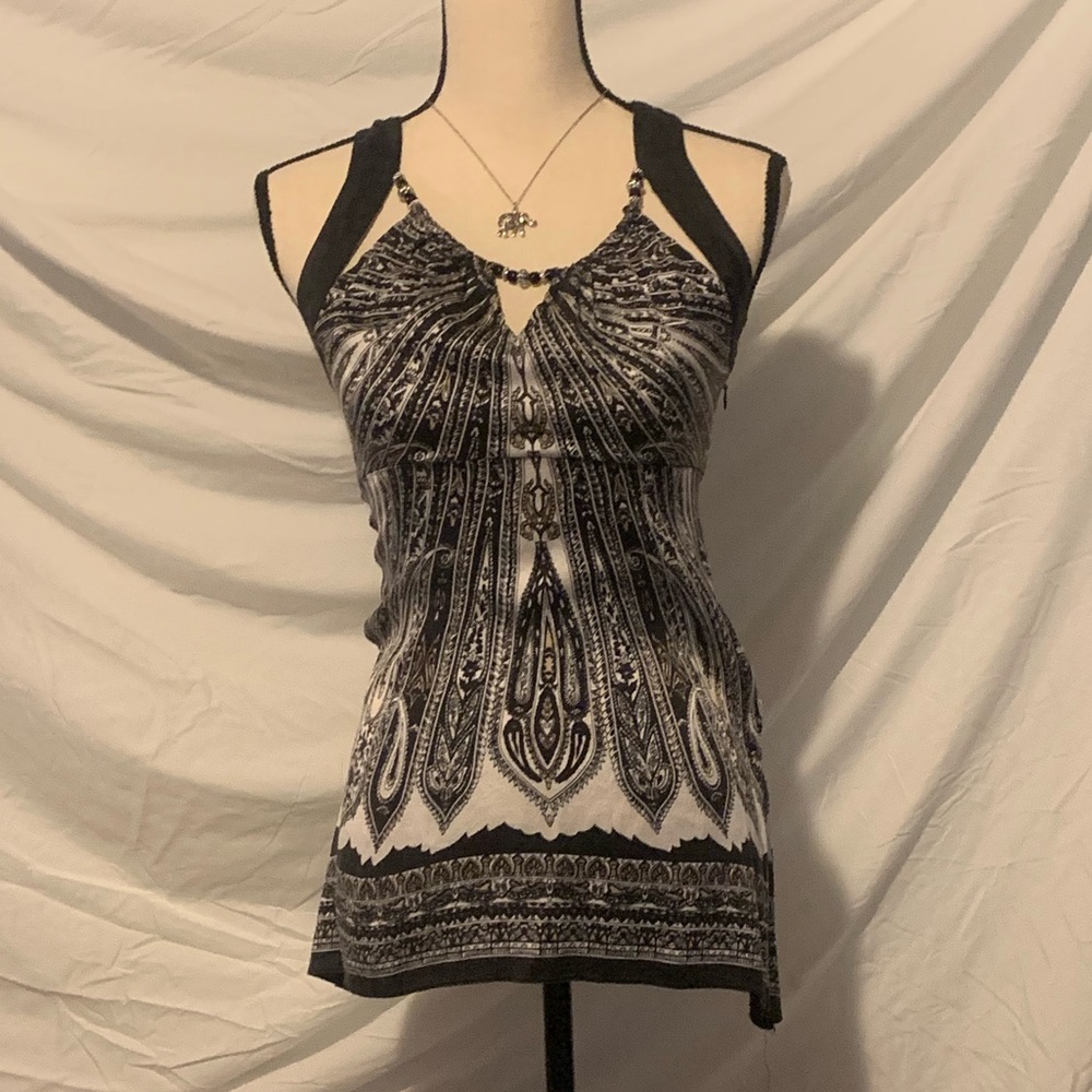 Beautiful silky soft Cache top. Size XS